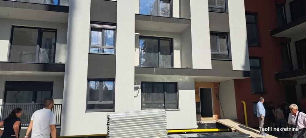 Stan na prodaju u Beogradu, trosoban, 82m2, cena 205000 evra