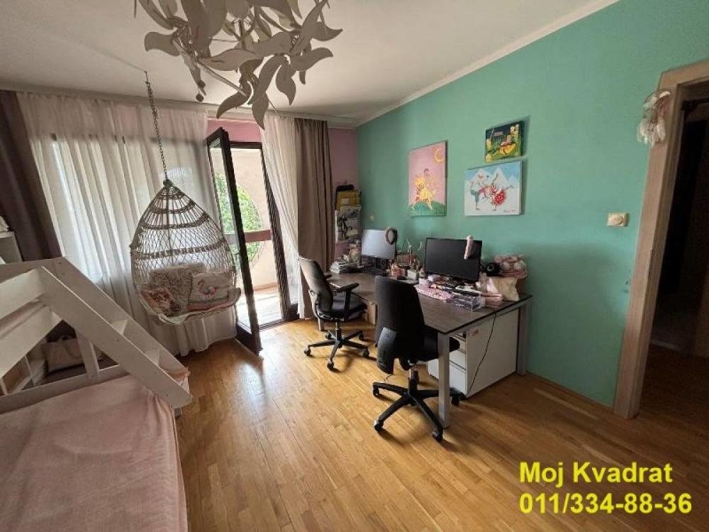 Stan na prodaju u Beogradu, Vidikovac, trosoban, 101m2, cena 260000 evra
