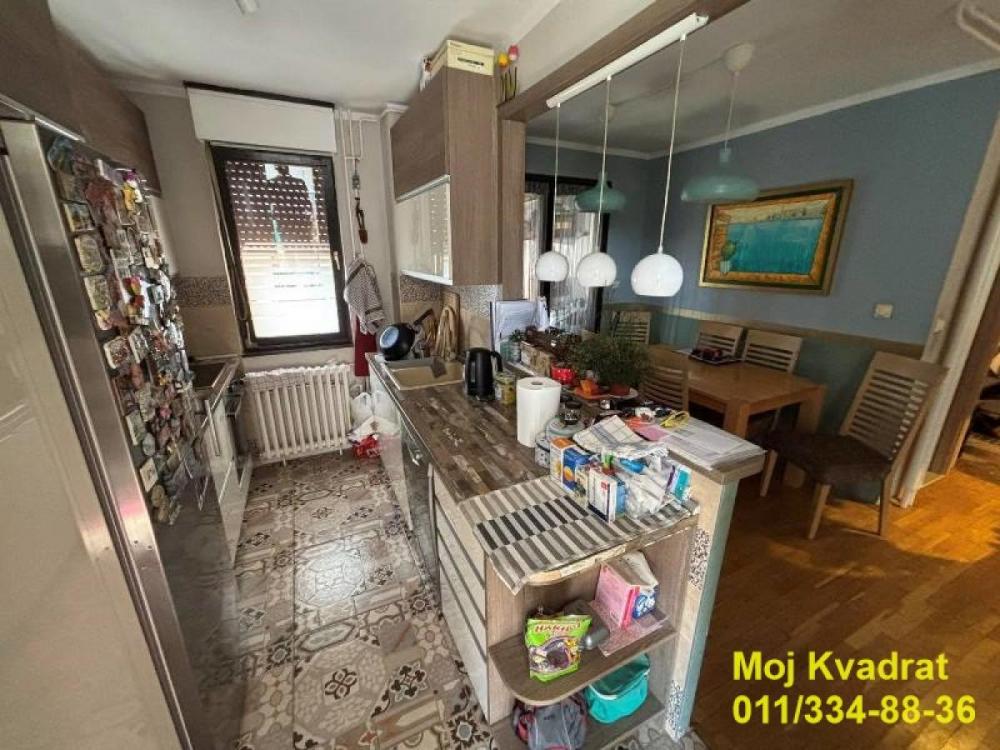 Stan na prodaju u Beogradu, Vidikovac, trosoban, 101m2, cena 260000 evra
