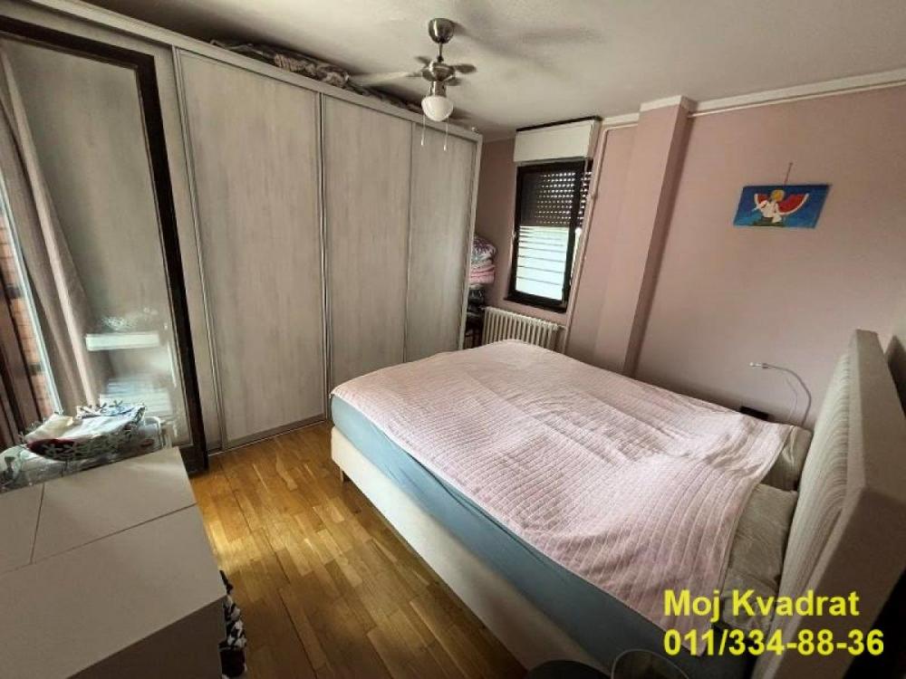 Stan na prodaju u Beogradu, Vidikovac, trosoban, 101m2, cena 260000 evra