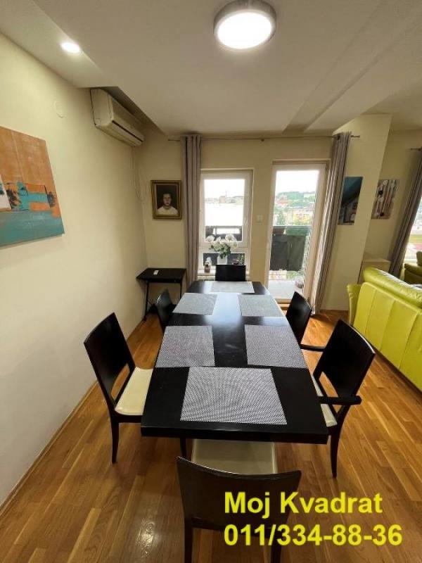 Stan na prodaju u Beogradu, Lion, 160m2, cena 375000 evra