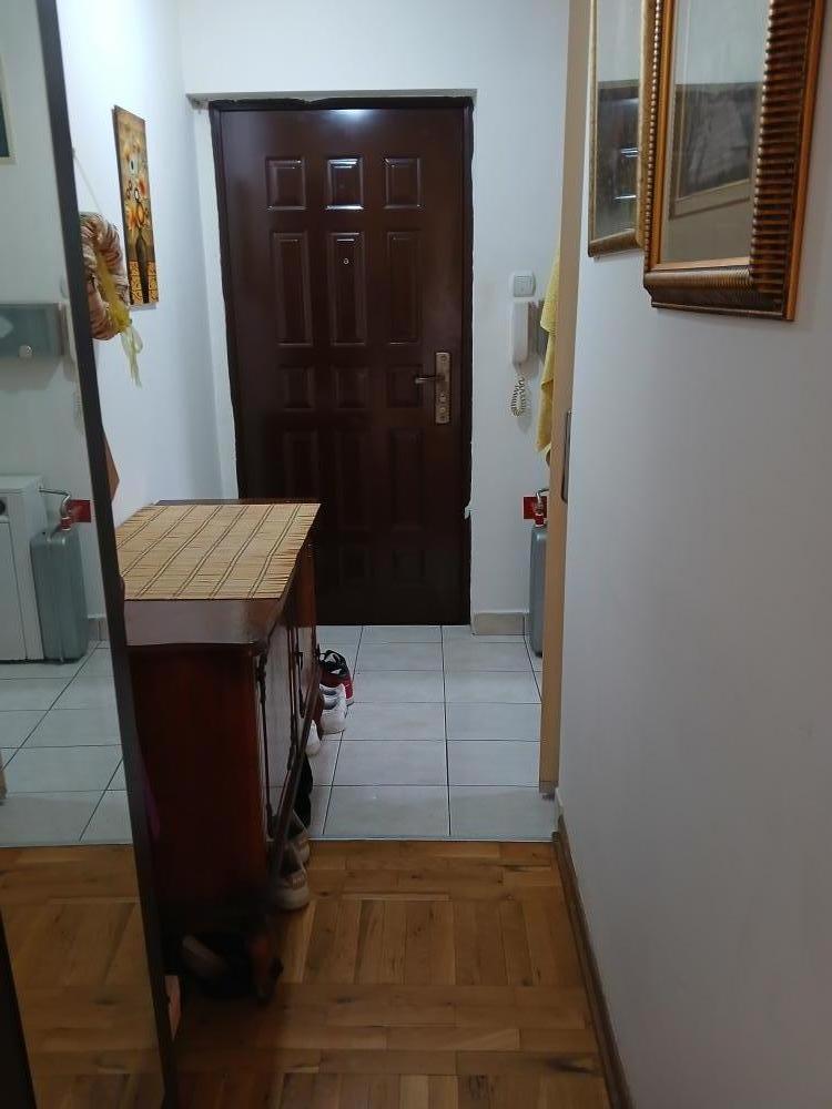Stan na prodaju u Beogradu, Rakovica, dvosoban, 46m2, cena 110000 evra