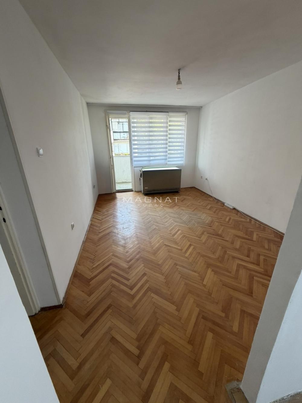 Glavna slika oglasa 273587
