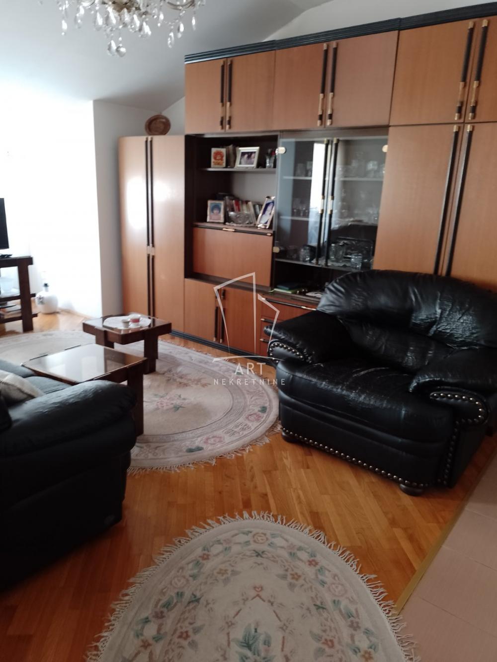 Stan na prodaju u Beogradu, Pašino brdo, dvosoban, 48m2, cena 164000 evra