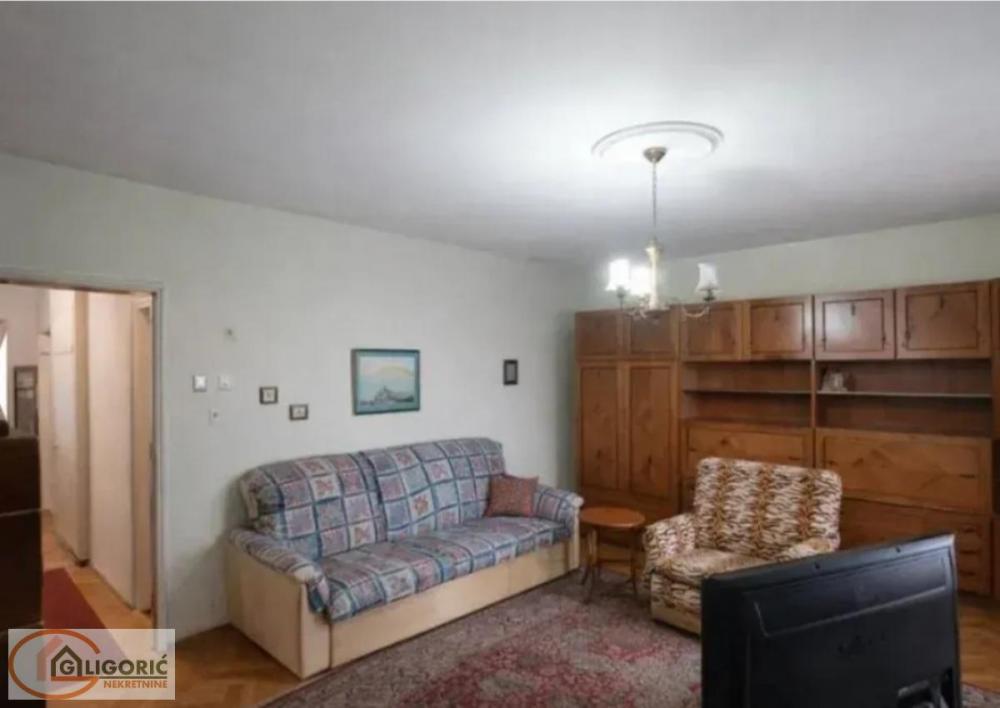 Stan na prodaju u Beogradu, Beograd (centar), trosoban, 94m2, cena 531300 evra