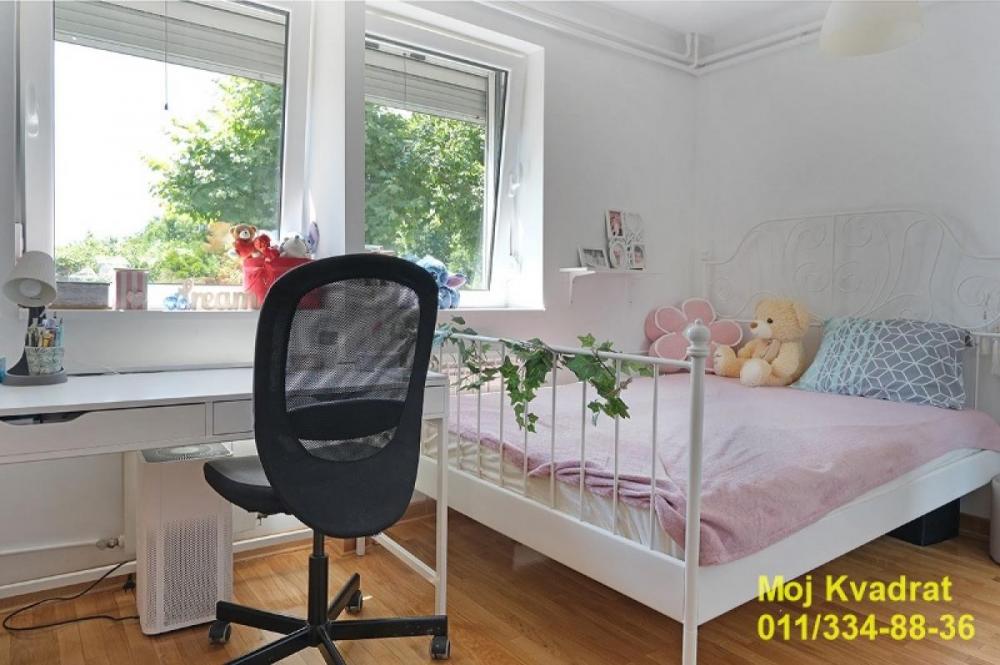 Stan na prodaju u Beogradu, Mirijevo, cetvorosoban, 160m2, cena 370000 evra
