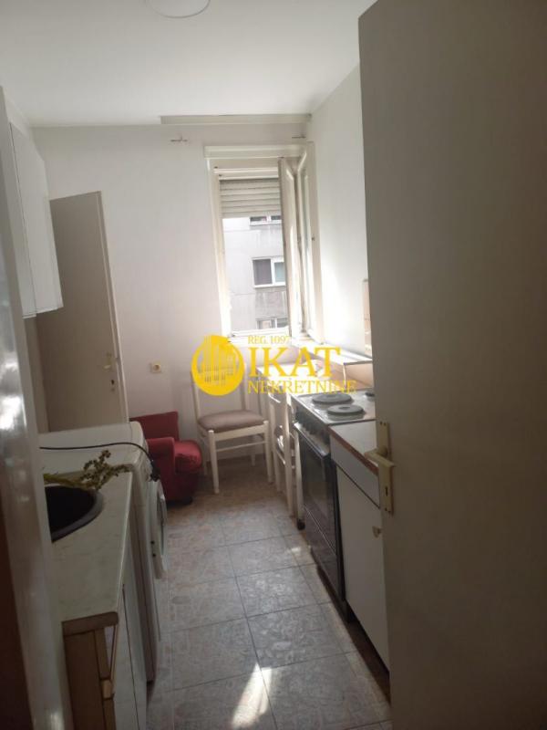 Stan na prodaju u Beogradu, Karaburma, dvosoban, 49m2, cena 139000 evra