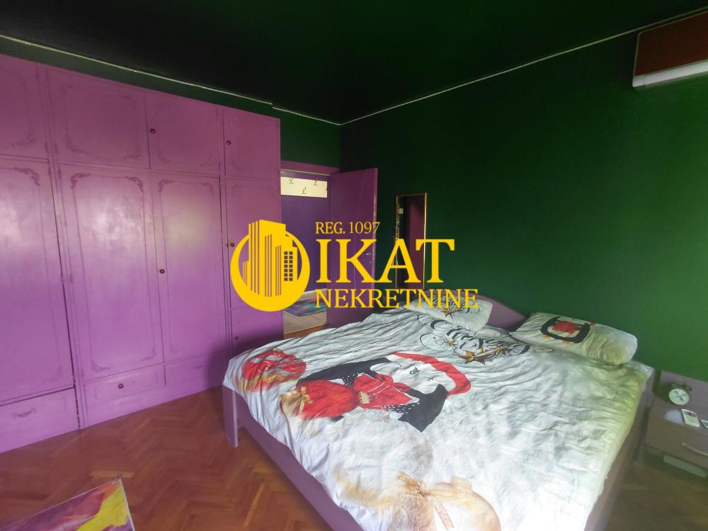 Stan na prodaju u Beogradu, Vračar, trosoban, 70m2, cena 310000 evra