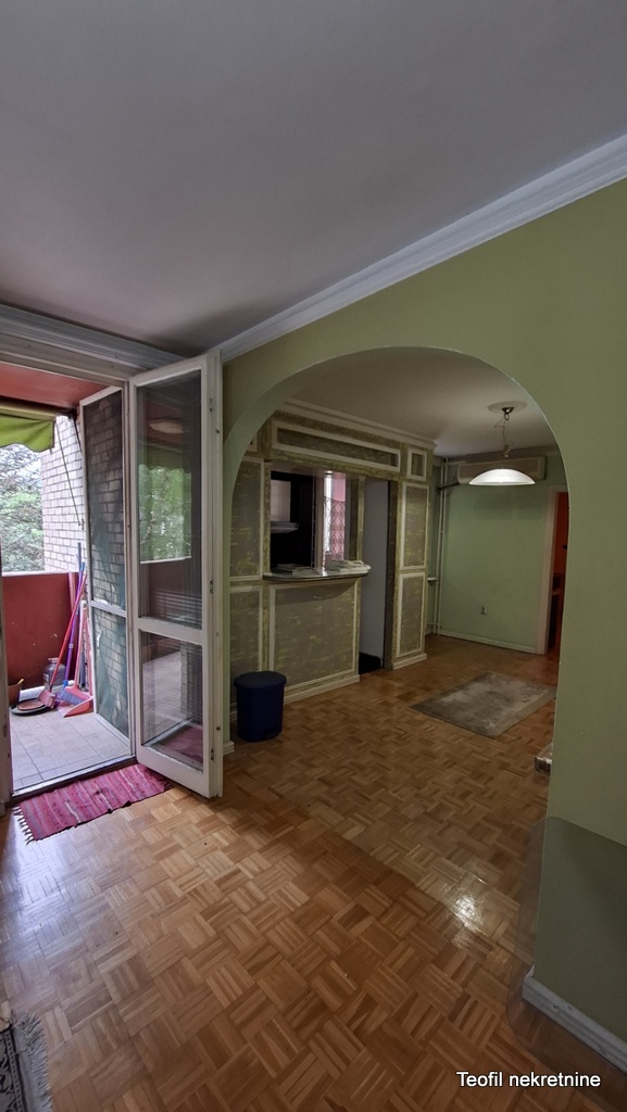 Stan na prodaju u Beogradu, Kanarevo brdo, troiposoban, 92m2, cena 230000 evra