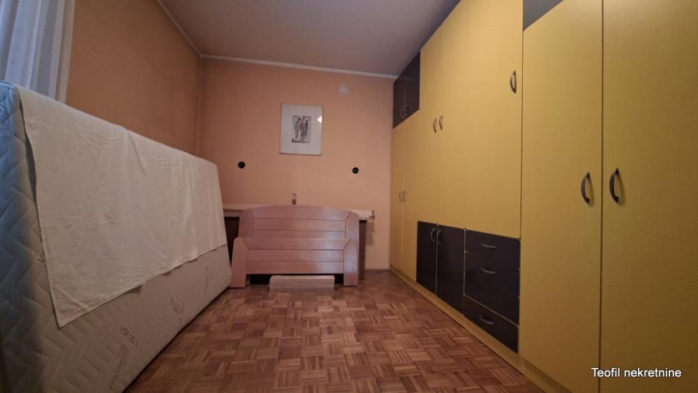 Stan na prodaju u Beogradu, Kanarevo brdo, troiposoban, 92m2, cena 230000 evra