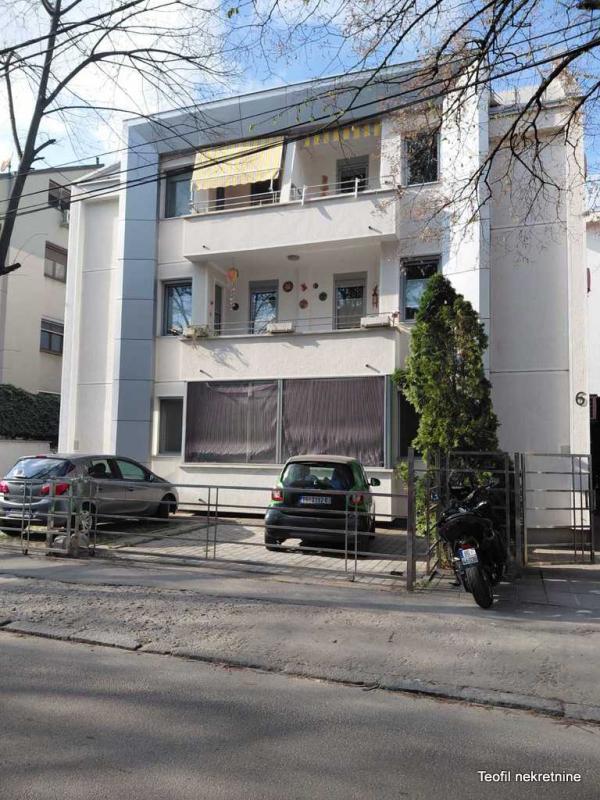 Stan na prodaju u Beogradu, Voždovac, 87m2, cena 260000 evra