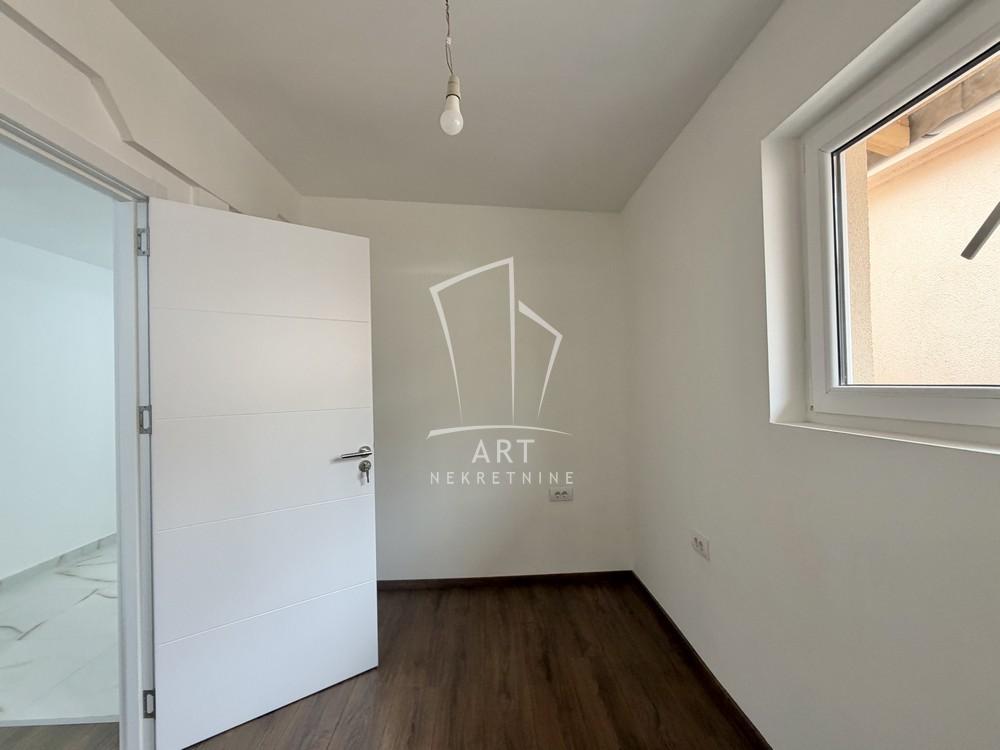 Stan na prodaju u Beogradu, Palilula, dvoiposoban, 64m2, cena 320000 evra