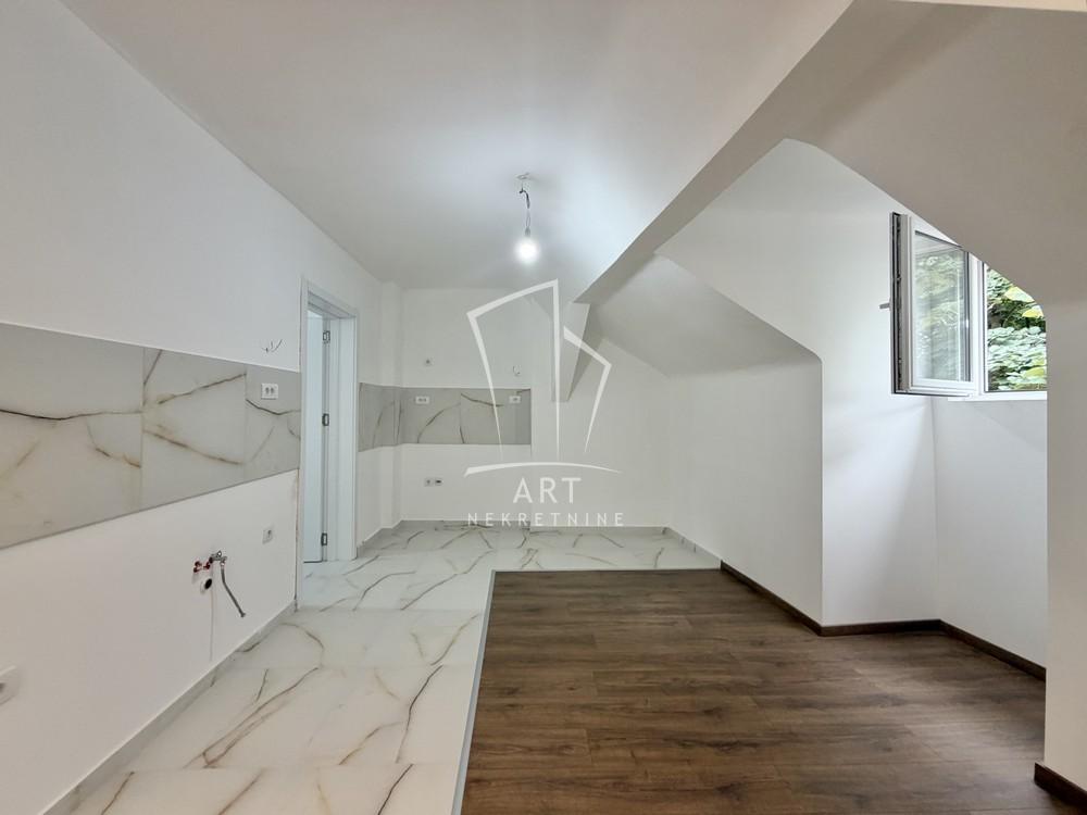 Stan na prodaju u Beogradu, Palilula, dvoiposoban, 64m2, cena 320000 evra