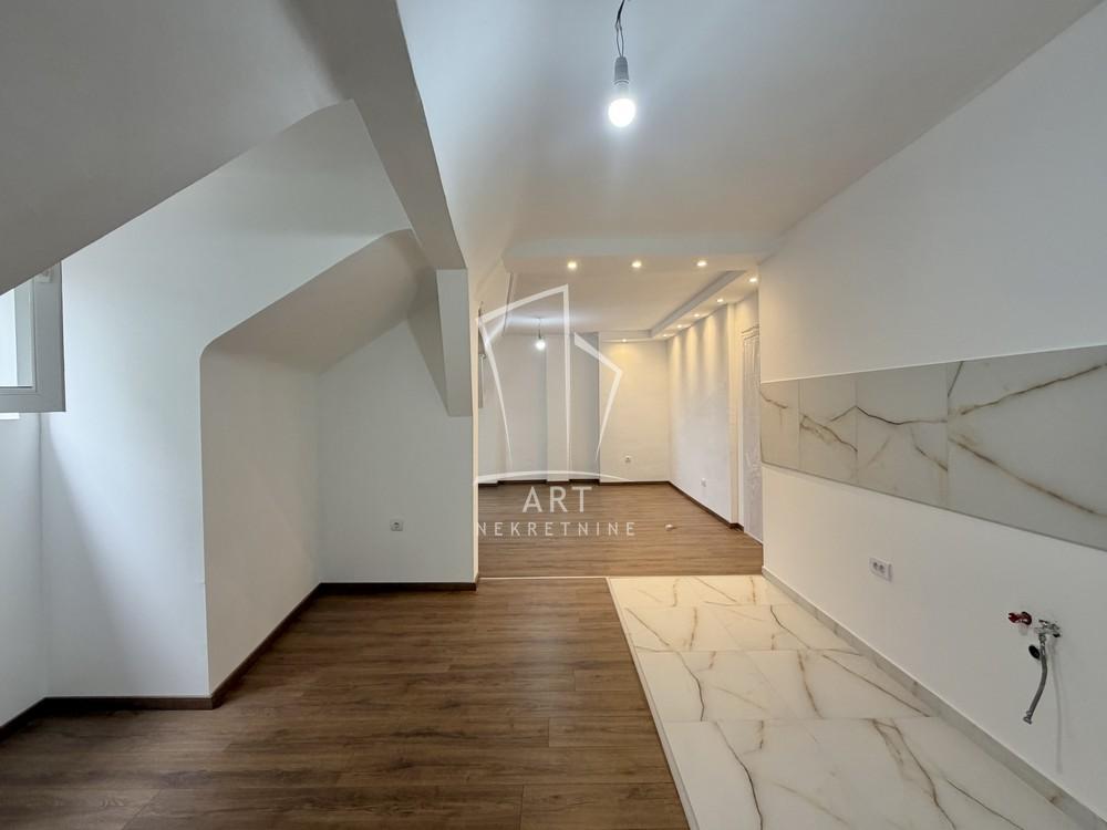 Stan na prodaju u Beogradu, Palilula, dvoiposoban, 64m2, cena 320000 evra