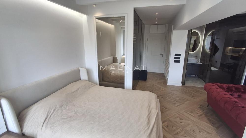 Stan na prodaju u Beogradu, Stari grad, jednoiposoban, 38m2, cena 247000 evra