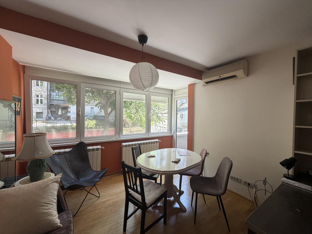Stan na prodaju u Beogradu, Beograd (centar), trosoban, 55m2, cena 280500 evra