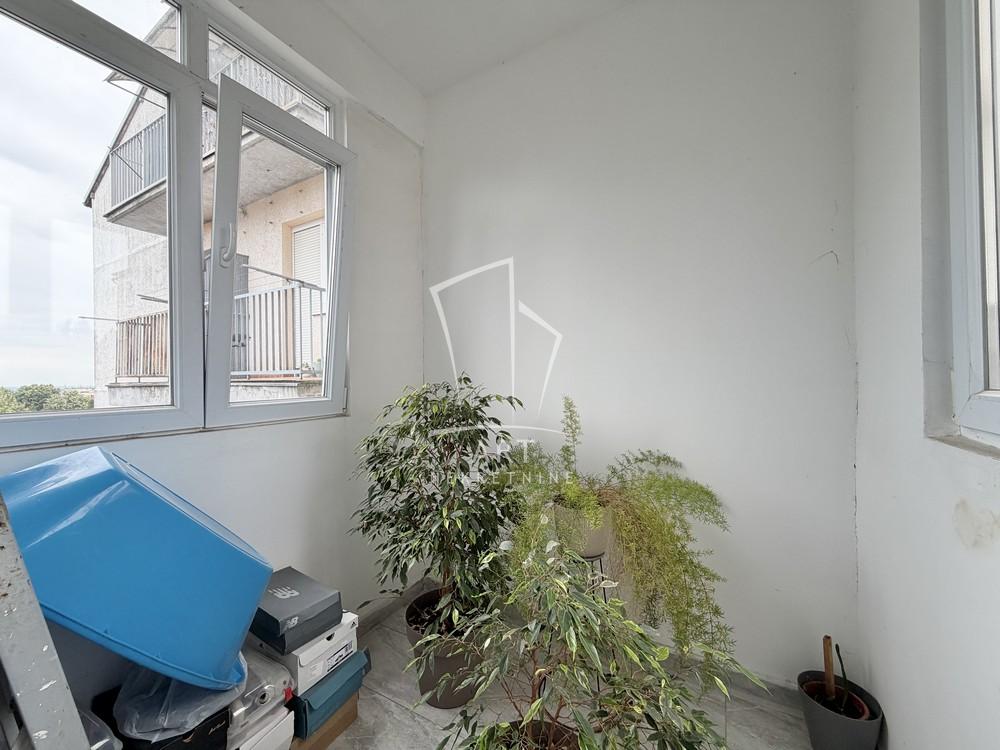 Stan na prodaju u Beogradu, Karaburma, dvosoban, 48m2, cena 169000 evra