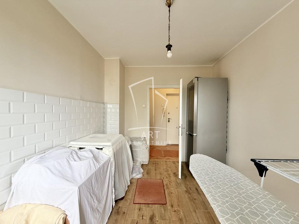 Stan na prodaju u Beogradu, Karaburma, dvosoban, 48m2, cena 169000 evra