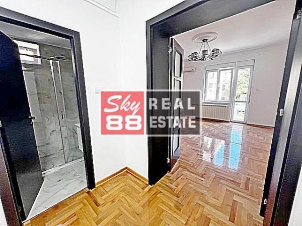 Stan na prodaju u Beogradu, Vračar, dvosoban, 50m2, cena 249000 evra