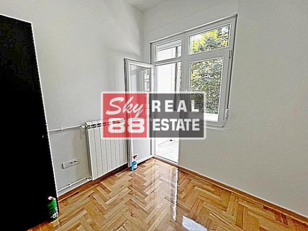 Stan na prodaju u Beogradu, Vračar, dvosoban, 50m2, cena 249000 evra