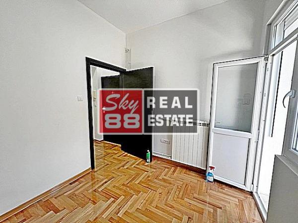 Stan na prodaju u Beogradu, Vračar, dvosoban, 50m2, cena 249000 evra