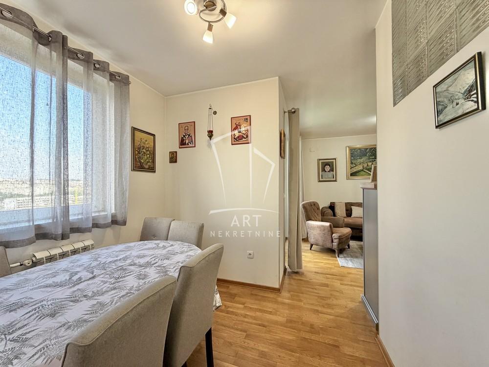 Stan na prodaju u Beogradu, Vojvode Stepe, trosoban, 92m2, cena 330000 evra