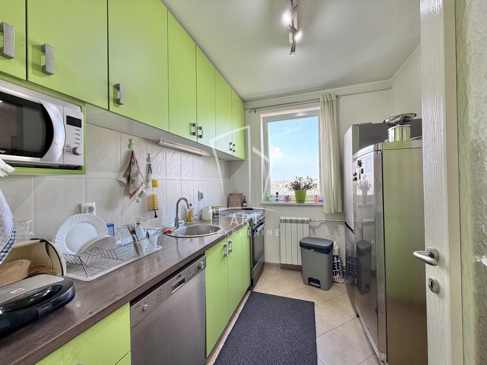 Stan na prodaju u Beogradu, Vojvode Stepe, trosoban, 92m2, cena 330000 evra