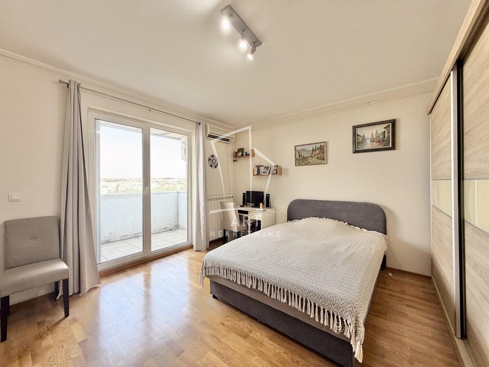 Stan na prodaju u Beogradu, Vojvode Stepe, trosoban, 92m2, cena 330000 evra