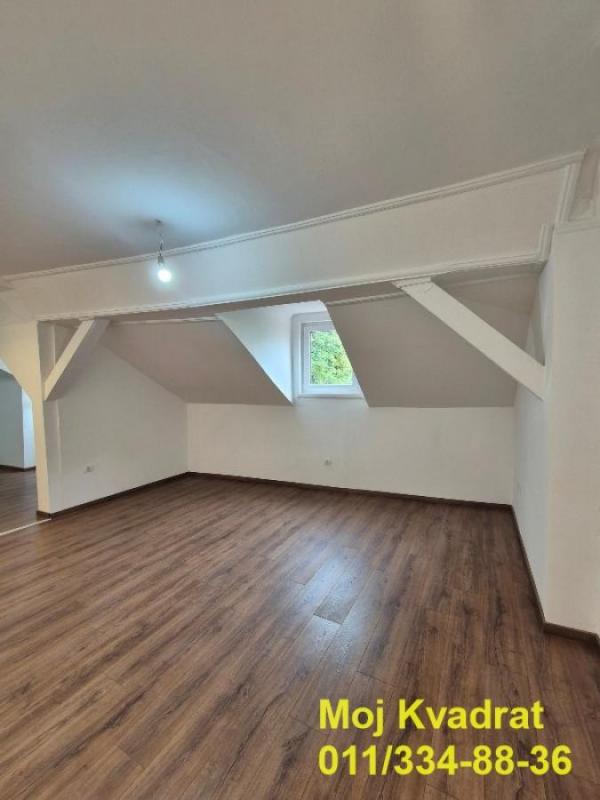 Stan na prodaju u Beogradu, Beograd (Mašinski fakultet), dvoiposoban, 78m2, cena 320000 evra