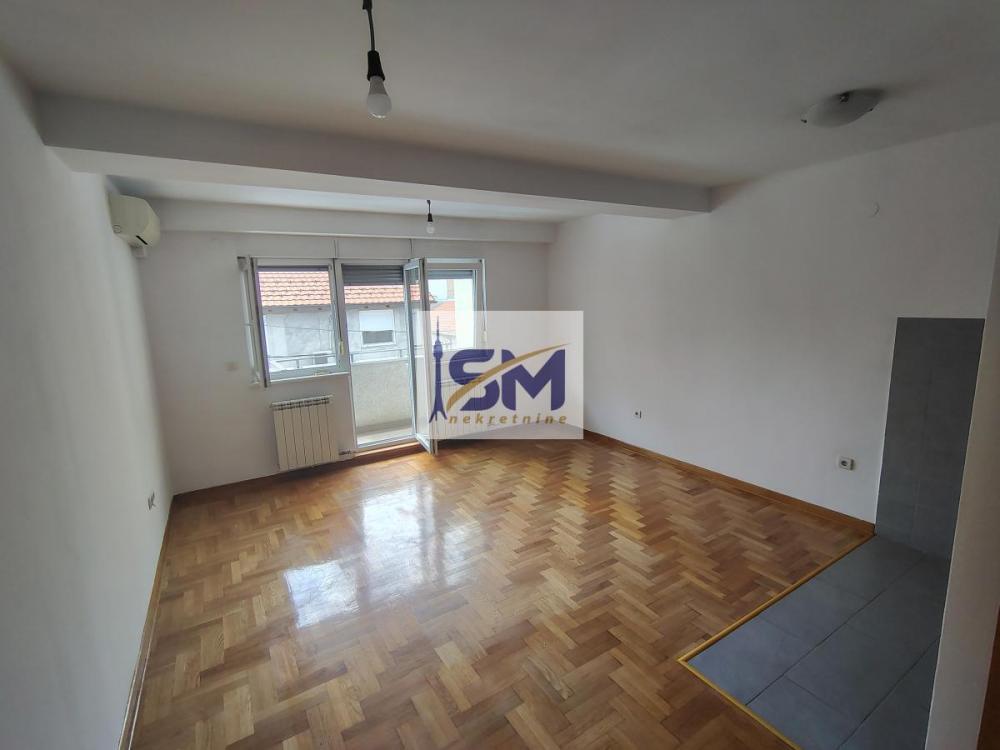 Glavna slika oglasa 273648