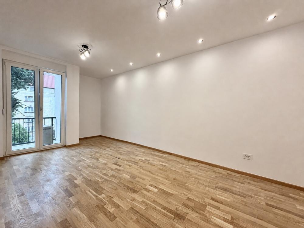 Stan na prodaju u Beogradu, Savski venac, dvosoban, 45m2, cena 250000 evra