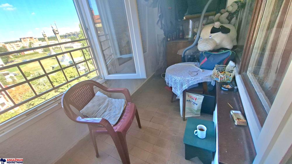 Stan na prodaju u Beogradu, Zemun, dvosoban, 58m2, cena 225000 evra
