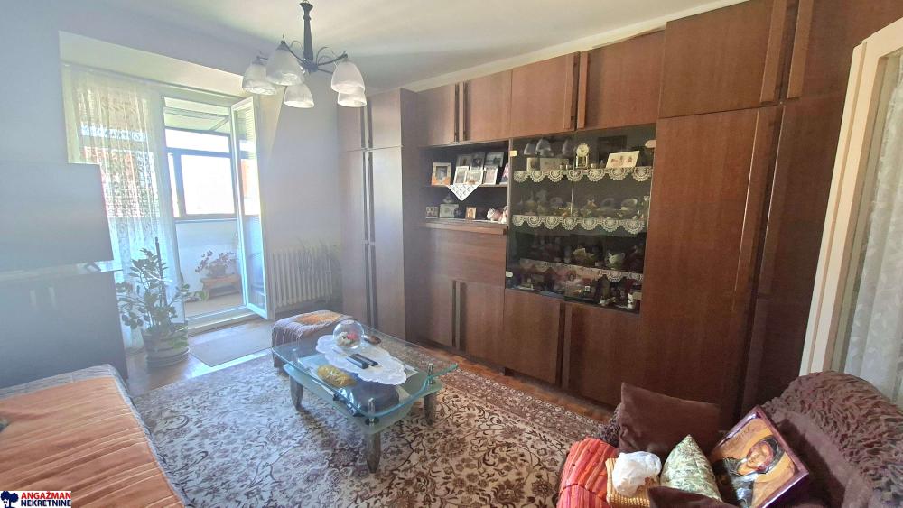 Stan na prodaju u Beogradu, Zemun, dvosoban, 58m2, cena 225000 evra