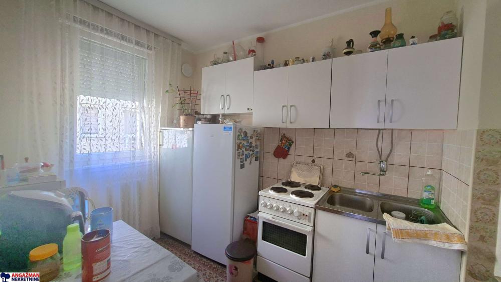 Stan na prodaju u Beogradu, Zemun, dvosoban, 58m2, cena 225000 evra