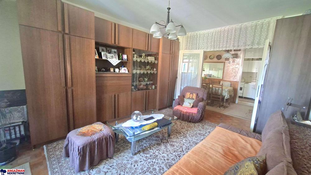 Stan na prodaju u Beogradu, Zemun, dvosoban, 58m2, cena 225000 evra