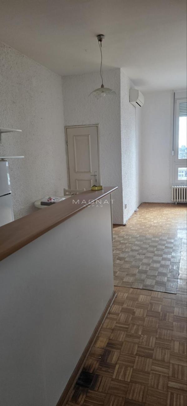 Stan na prodaju u Beogradu, Zvezdara, dvoiposoban, 50m2, cena 177000 evra