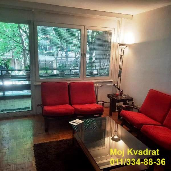 Stan na prodaju u Beogradu, Novi Beograd blok 19 (Sava centar), cetvorosoban, 98m2, cena 335000 evra
