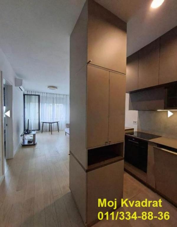 Stan na prodaju u Beogradu, Novi Beograd blok 58, dvosoban, 39m2, cena 184000 evra