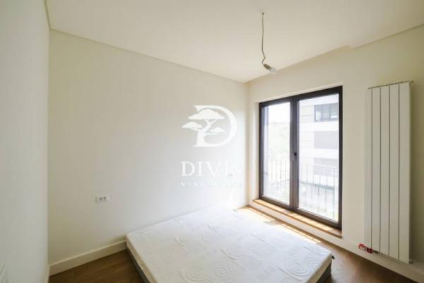 Stan na prodaju u Beogradu, Čukarica, troiposoban, 91m2, cena 399900 evra
