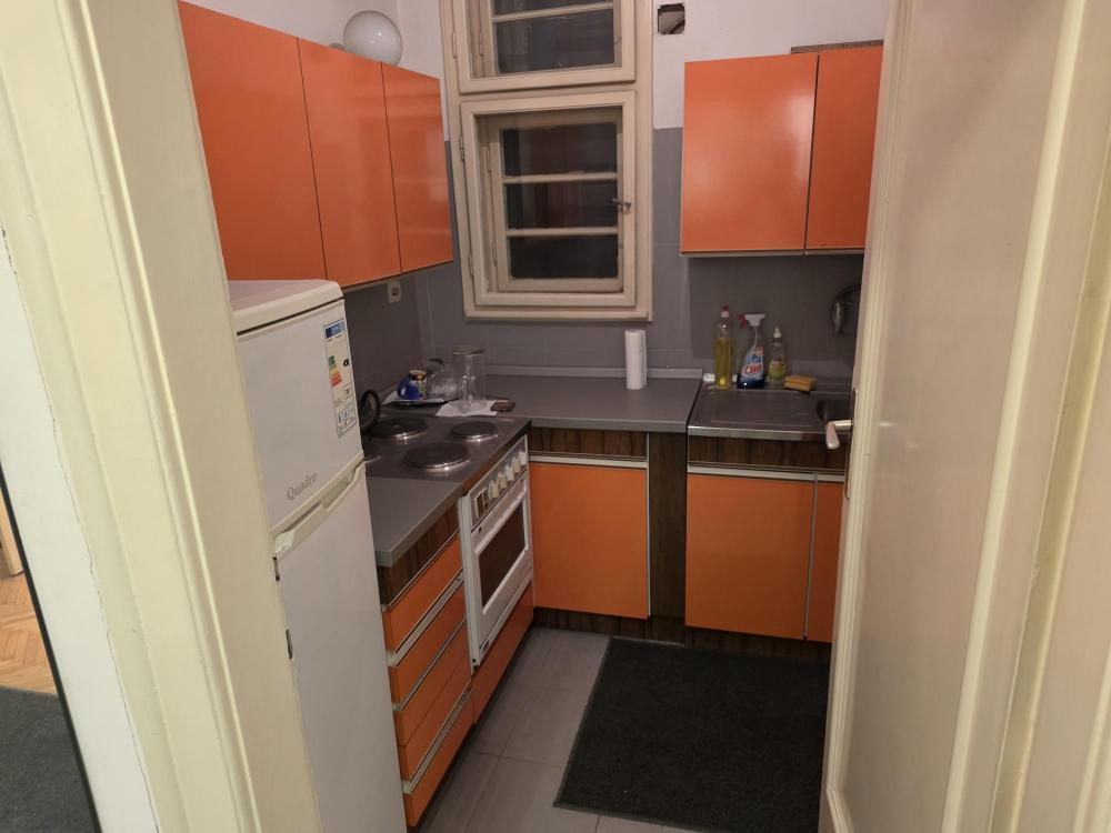 Stan na prodaju u Beogradu, Beograd (centar), trosoban, 92m2, cena 391500 evra