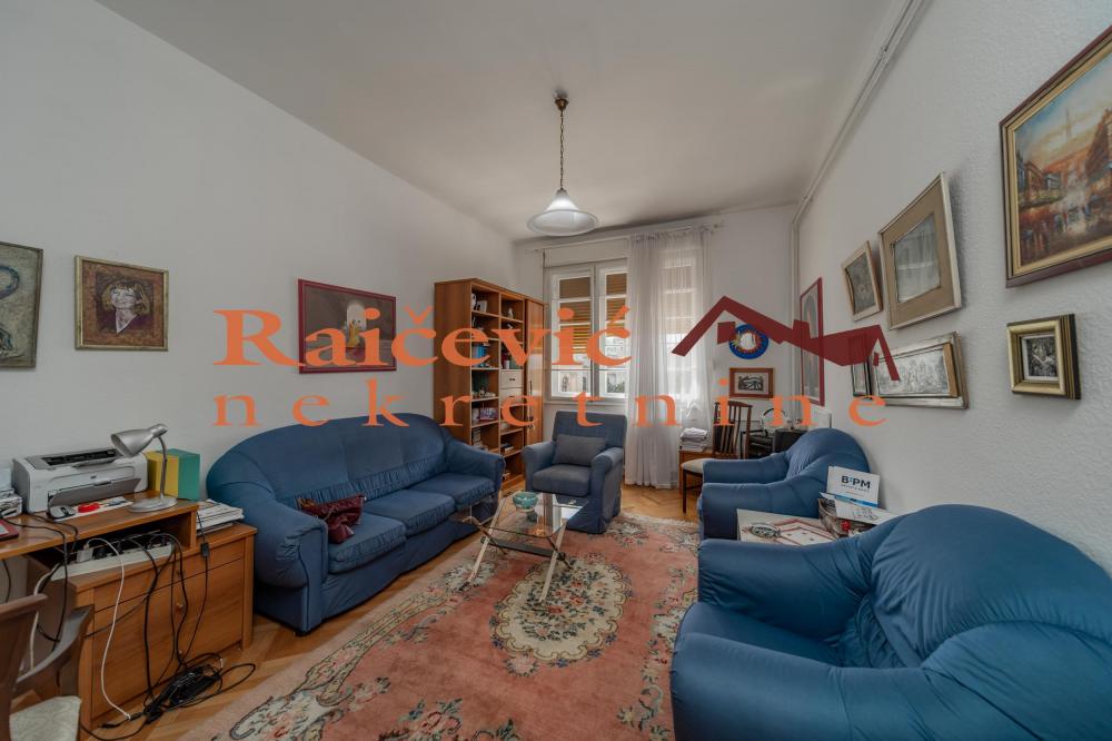 Stan na prodaju u Beogradu, Beograd (centar), cetvorosoban, 115m2, cena 769000 evra