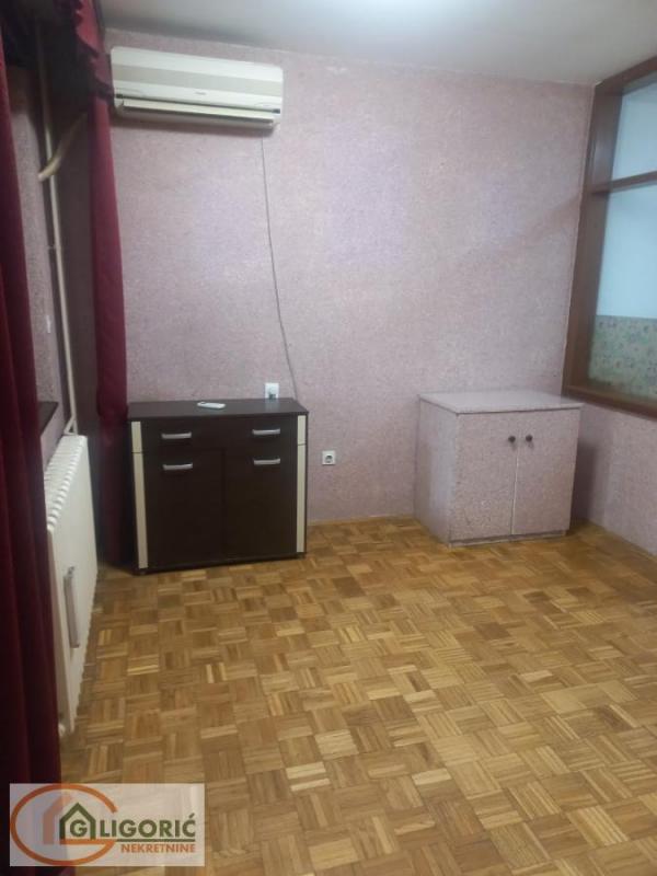 Stan na prodaju u Beogradu, Višnjička banja, dvosoban, 58m2, cena 155000 evra