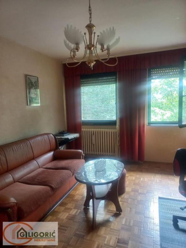 Stan na prodaju u Beogradu, Višnjička banja, dvosoban, 58m2, cena 155000 evra