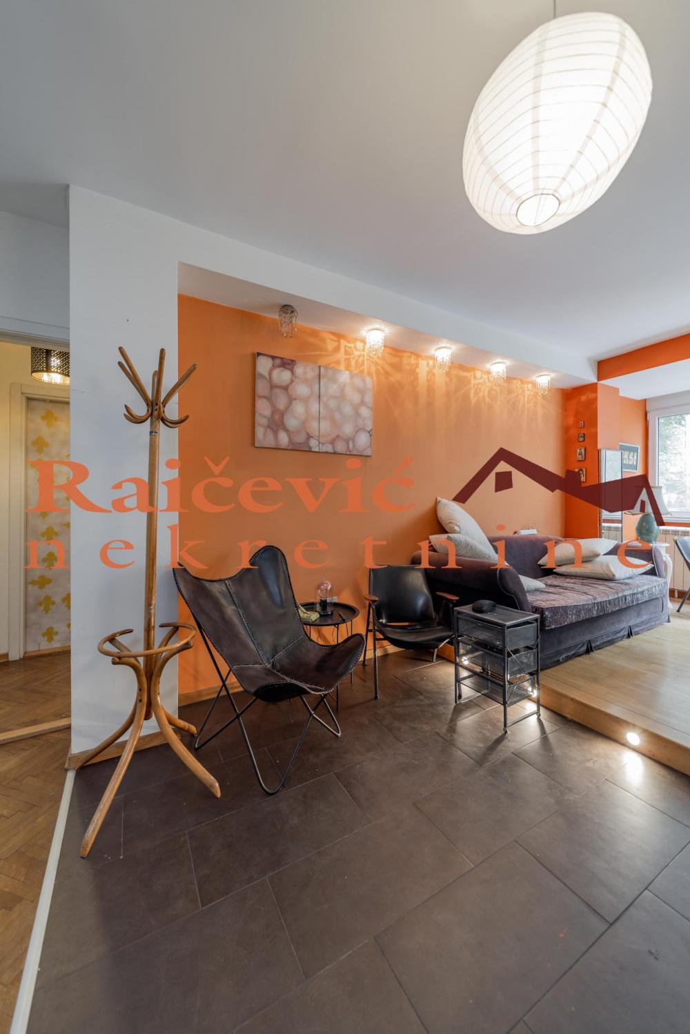 Stan na prodaju u Beogradu, Beograd (centar), trosoban, 60m2, cena 280500 evra