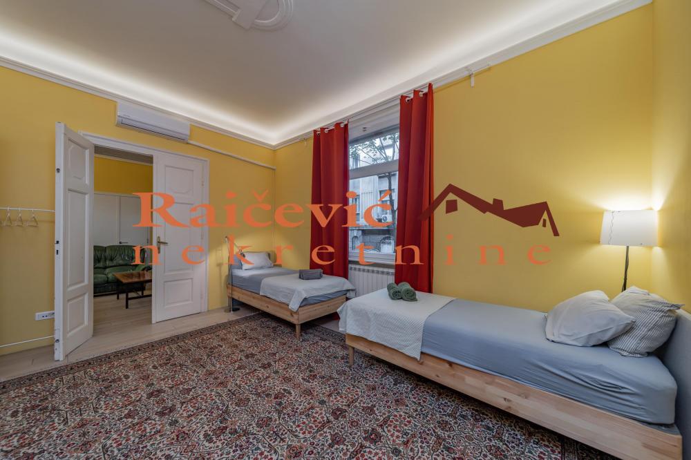 Stan na prodaju u Beogradu, Beograd (centar), cetvorosoban, 82m2, cena 440000 evra