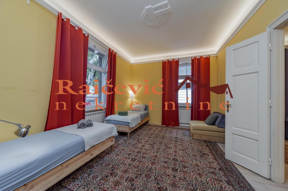 Stan na prodaju u Beogradu, Beograd (centar), cetvorosoban, 82m2, cena 440000 evra