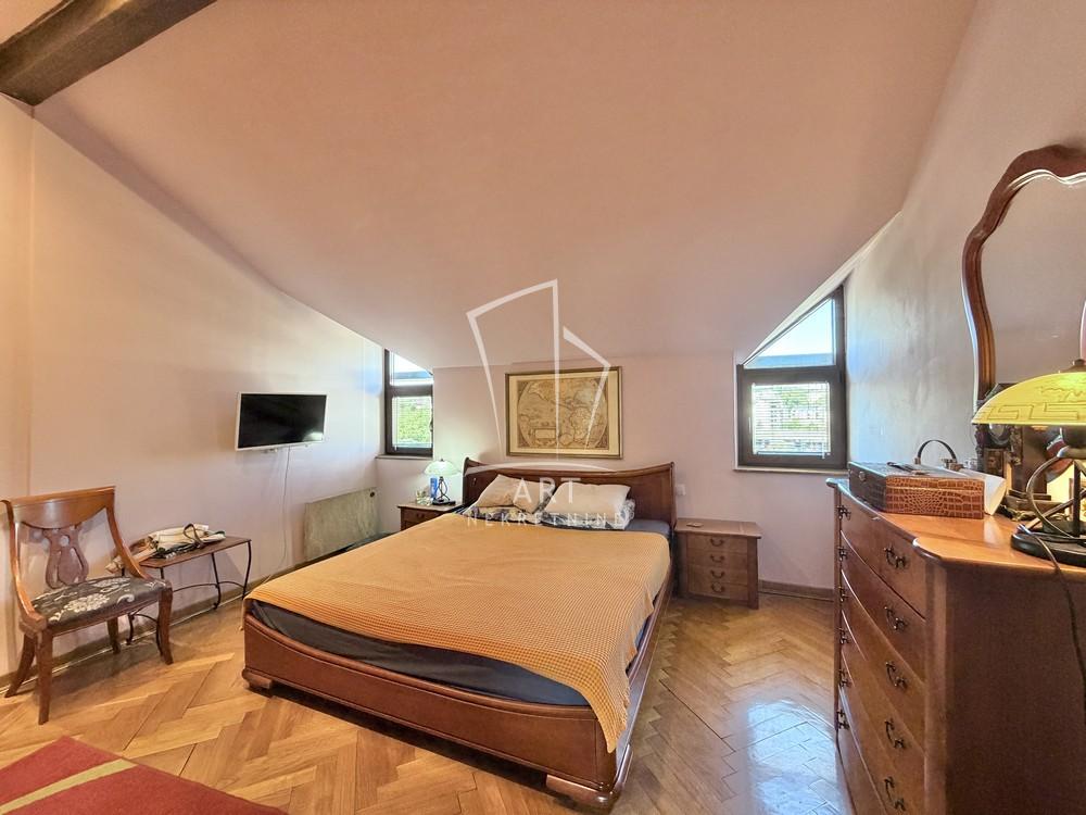 Stan na prodaju u Beogradu, Vračar, cetvorosoban, 78m2, cena 305000 evra