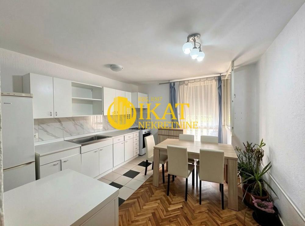 Stan na prodaju u Beogradu, Zemun, jednosoban, 39m2, cena 115000 evra
