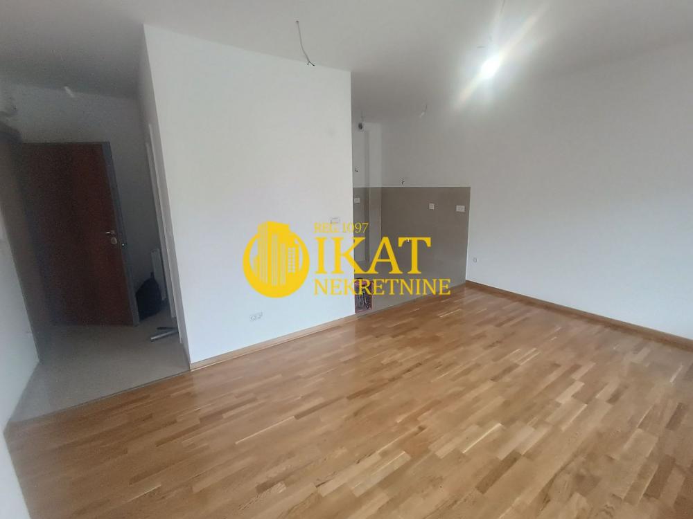 Stan na prodaju u Beogradu, Zvezdara, jednoiposoban, 39m2, cena 164000 evra