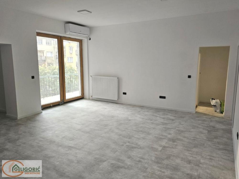 Stan na prodaju u Beogradu, Vračar (Centar), cetvorosoban, 120m2, cena 570000 evra